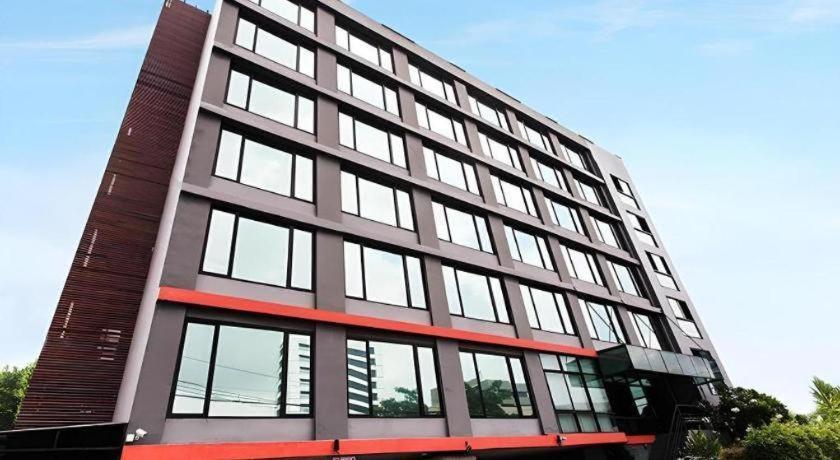 B2 Srinakharin Boutique & Budget Bangkok