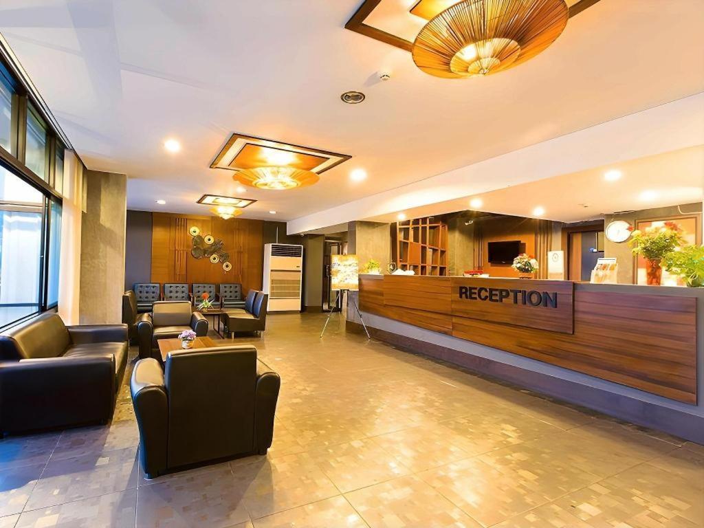 Hotel B2 Srinakharin Boutique & Budget Bangkok